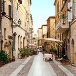 Gli Oleandri Bed & Breakfast