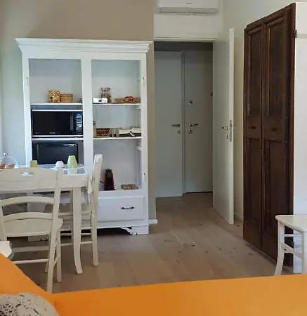 Gli Oleandri Bed & Breakfast 3*